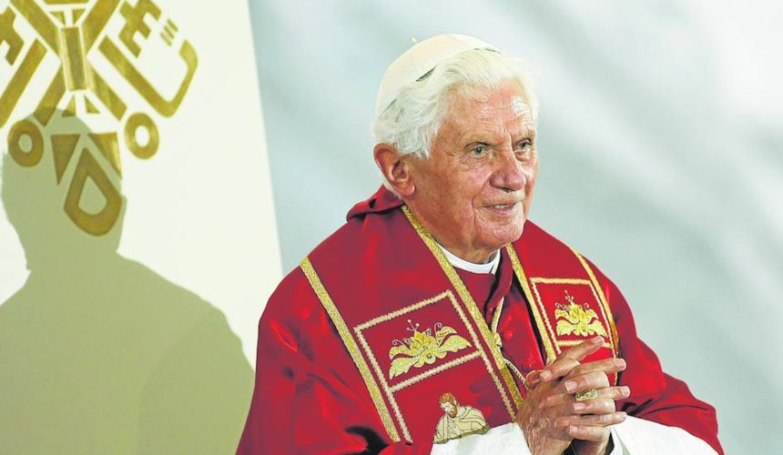 Fallece el Papa Benedicto XVI